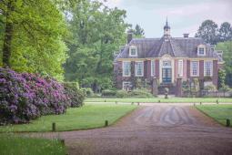 Eine Übersicht über das Angebot die Arrangements finden Sie auf der Website musea-achterhoek.nl.
